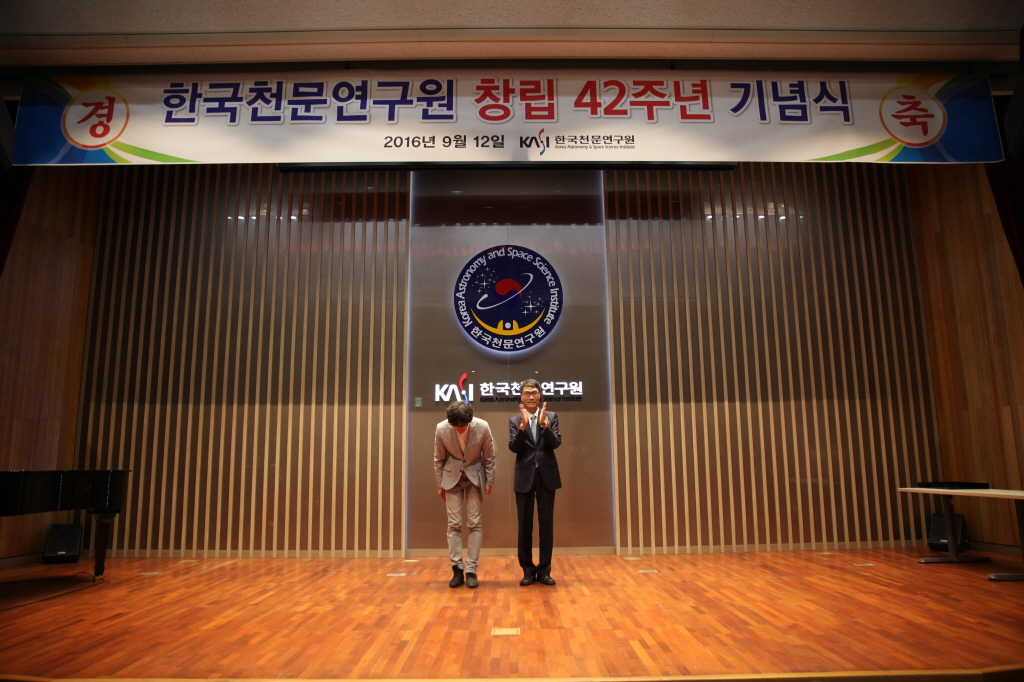 우수연구원 포상 사진3