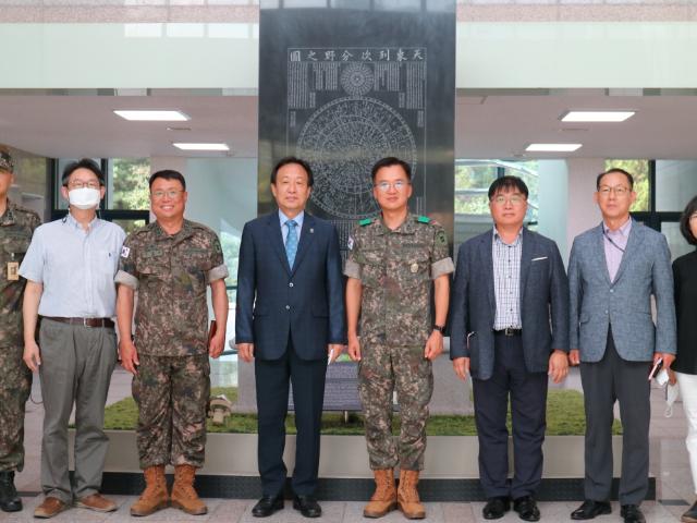 육군정보통신학교장 방문