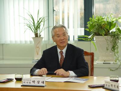 기초기술이사회장 방문