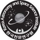 엠블럼 글씨 혼합 회색