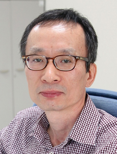 민영철 한국천문연구원 책임연구원님의 얼굴이 클로즈업된 사진
