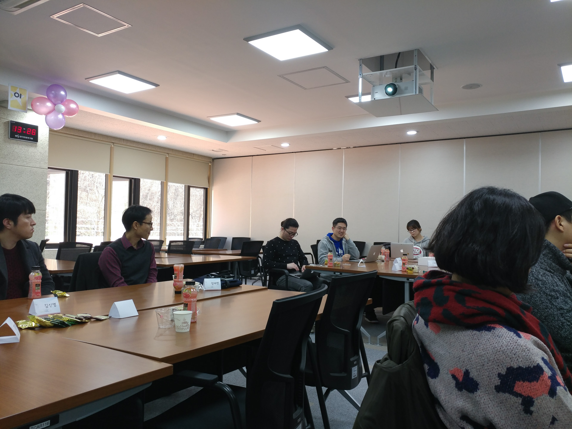 UST-KASI 1st 홈커밍데이 사진3