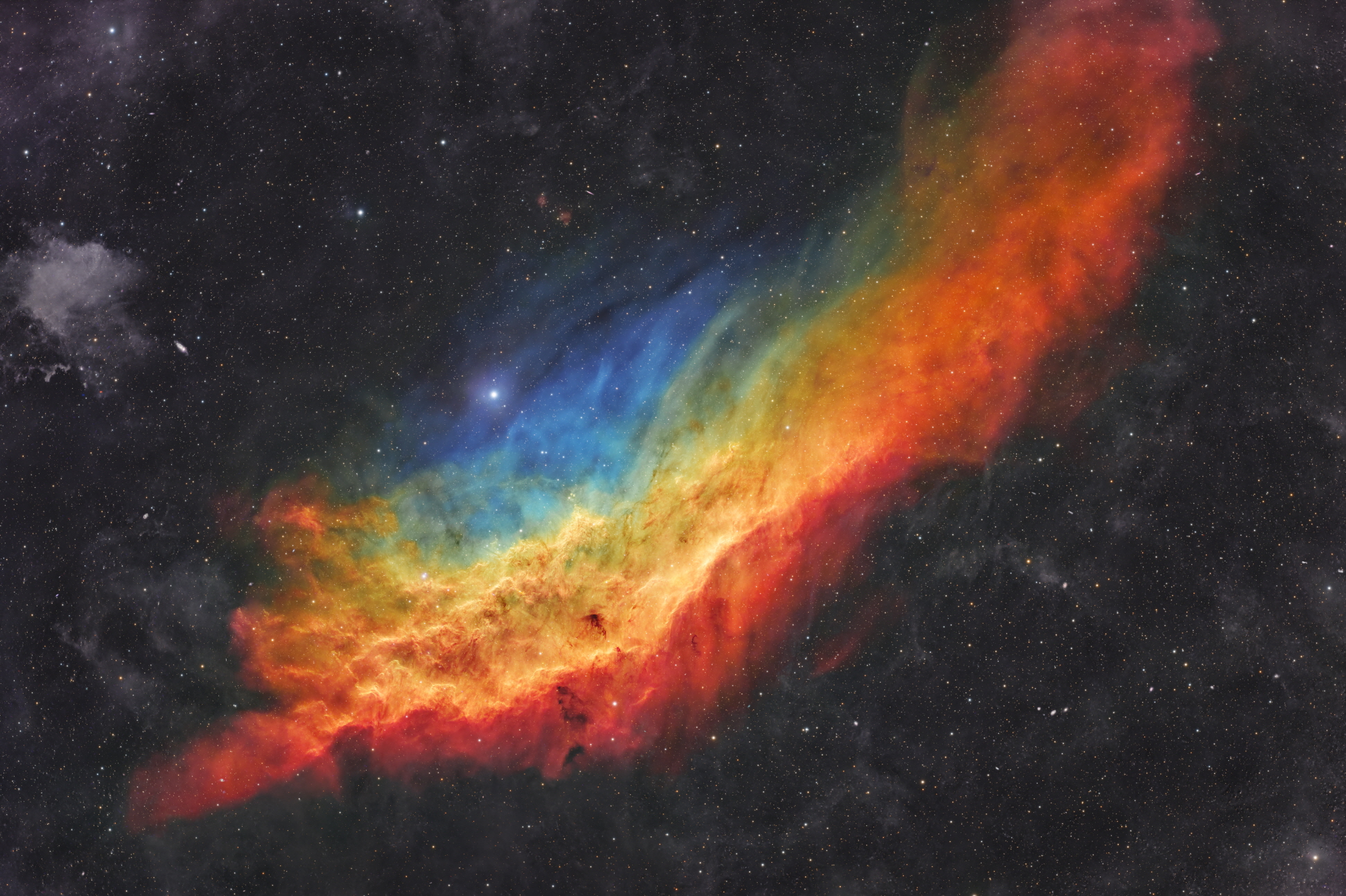 작은 렌즈로 담아낸 캘리포니아 성운 (NGC 1499)